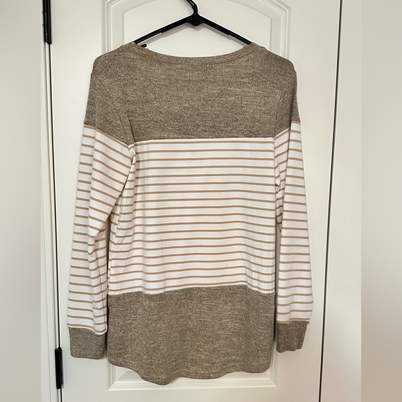 Women’s Long Sleeve Round Neck T-Shirt - Picture 7 of 7